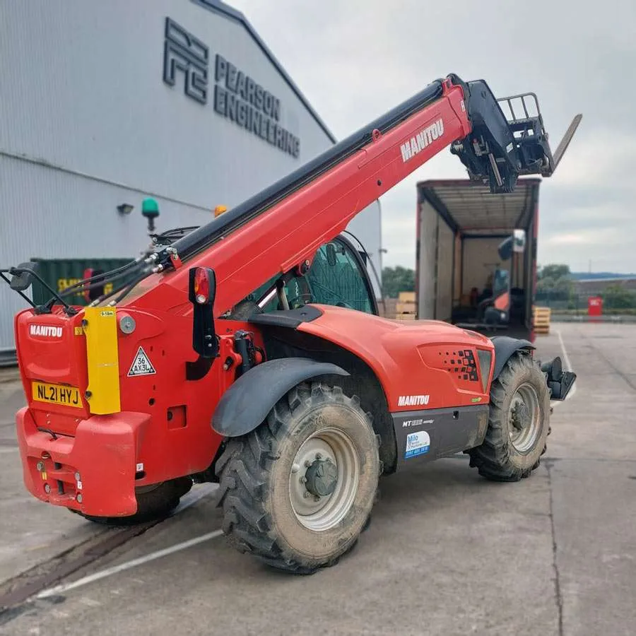 Telescopic handler rental in Westminster for material handling and groundworks